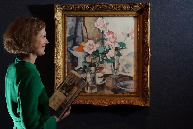 Darlington and Stockton Times: Art courses are a great gift option for people interested in painting. Picture: PA