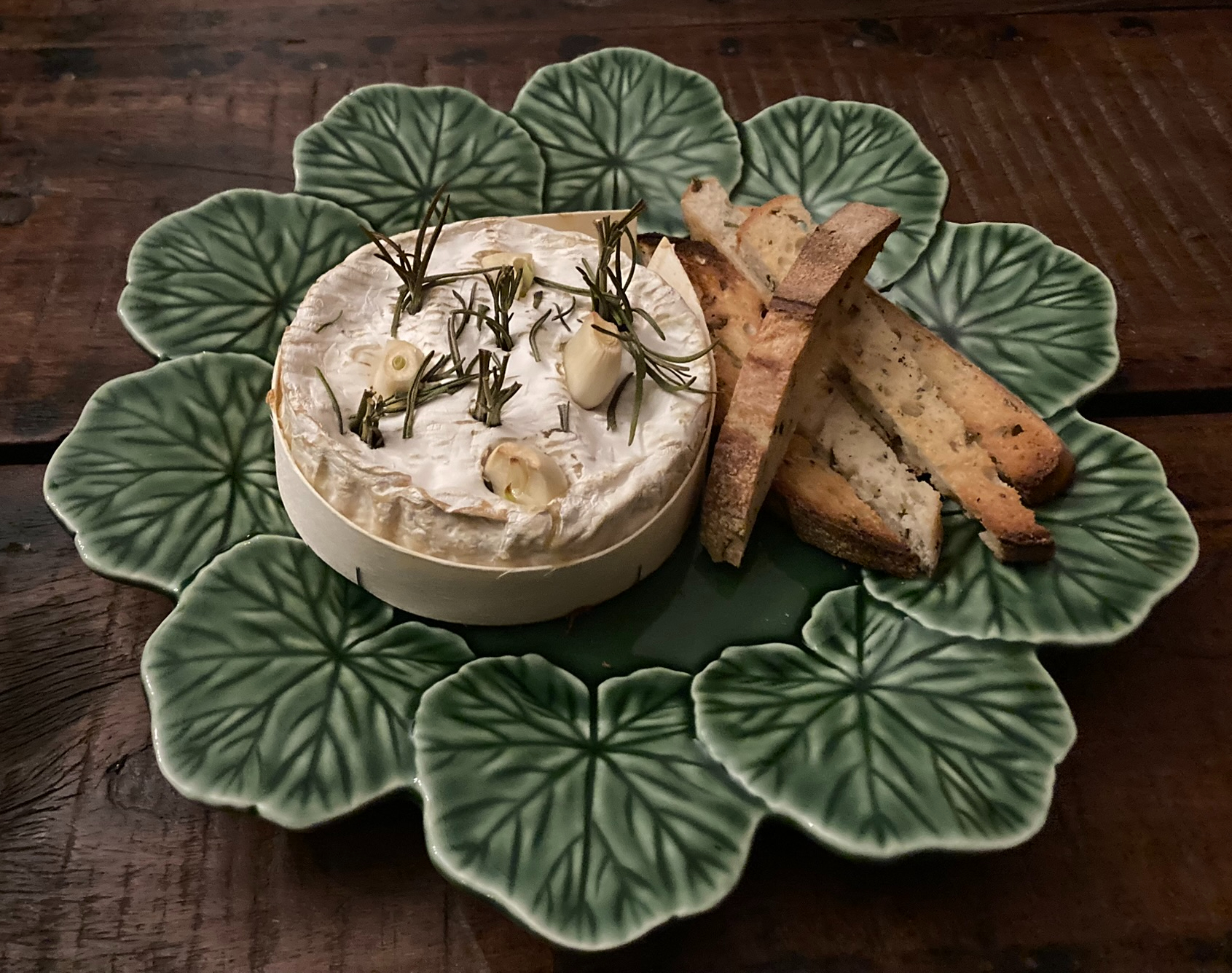 The baked, boxed camembert