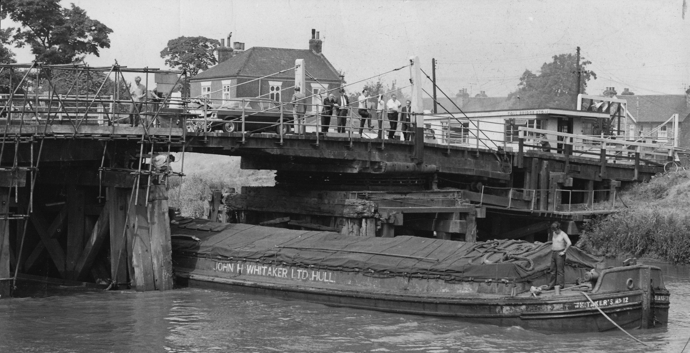 A barge collides with the Selby Toll Bridge in 1994. Picture: York Evening Press