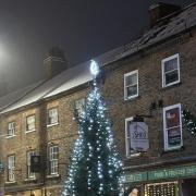 Snow fails to dampen Bedale lights switch on