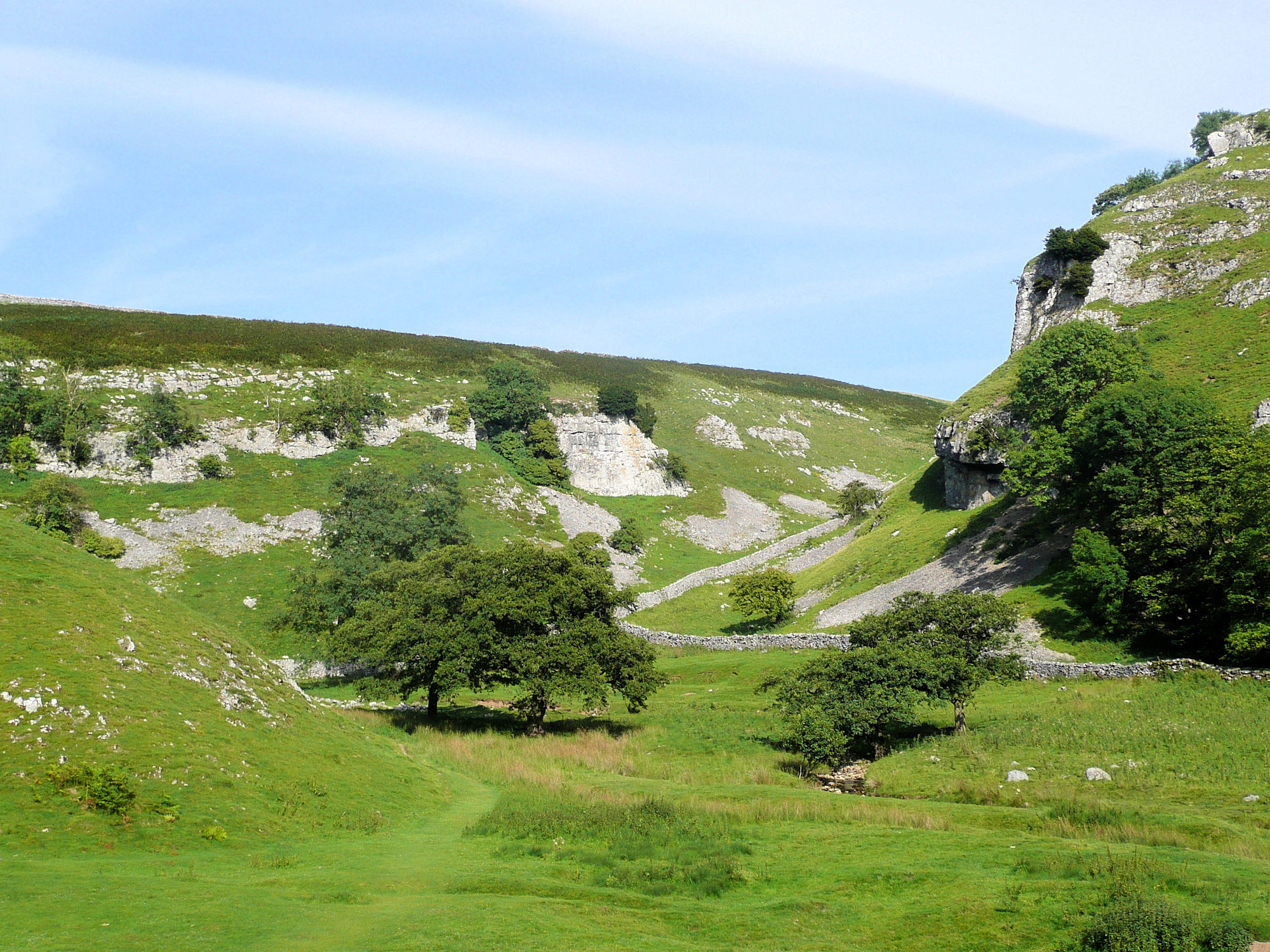6.5-mile Yorkshire Dales walk through limestone ravine